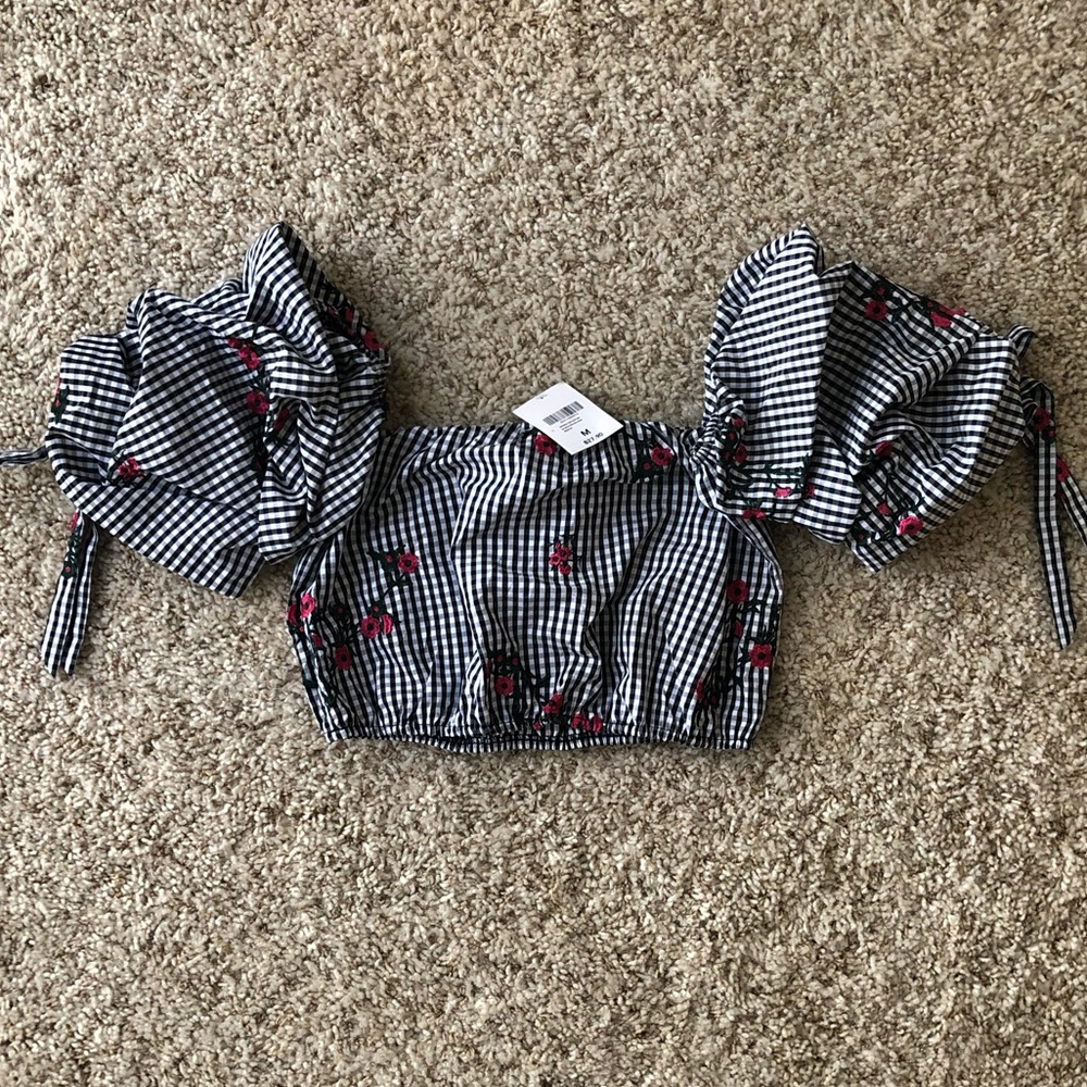 *NWT* Puff Sleeve Off Shoulder Top